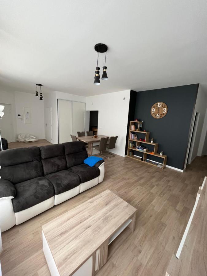 Appartement T4 140 M2 Spacieux Et Calme Pour 8 Personnes 뤼생소베르 외부 사진
