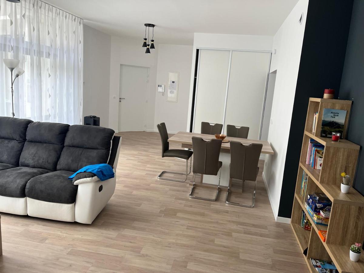 Appartement T4 140 M2 Spacieux Et Calme Pour 8 Personnes 뤼생소베르 외부 사진