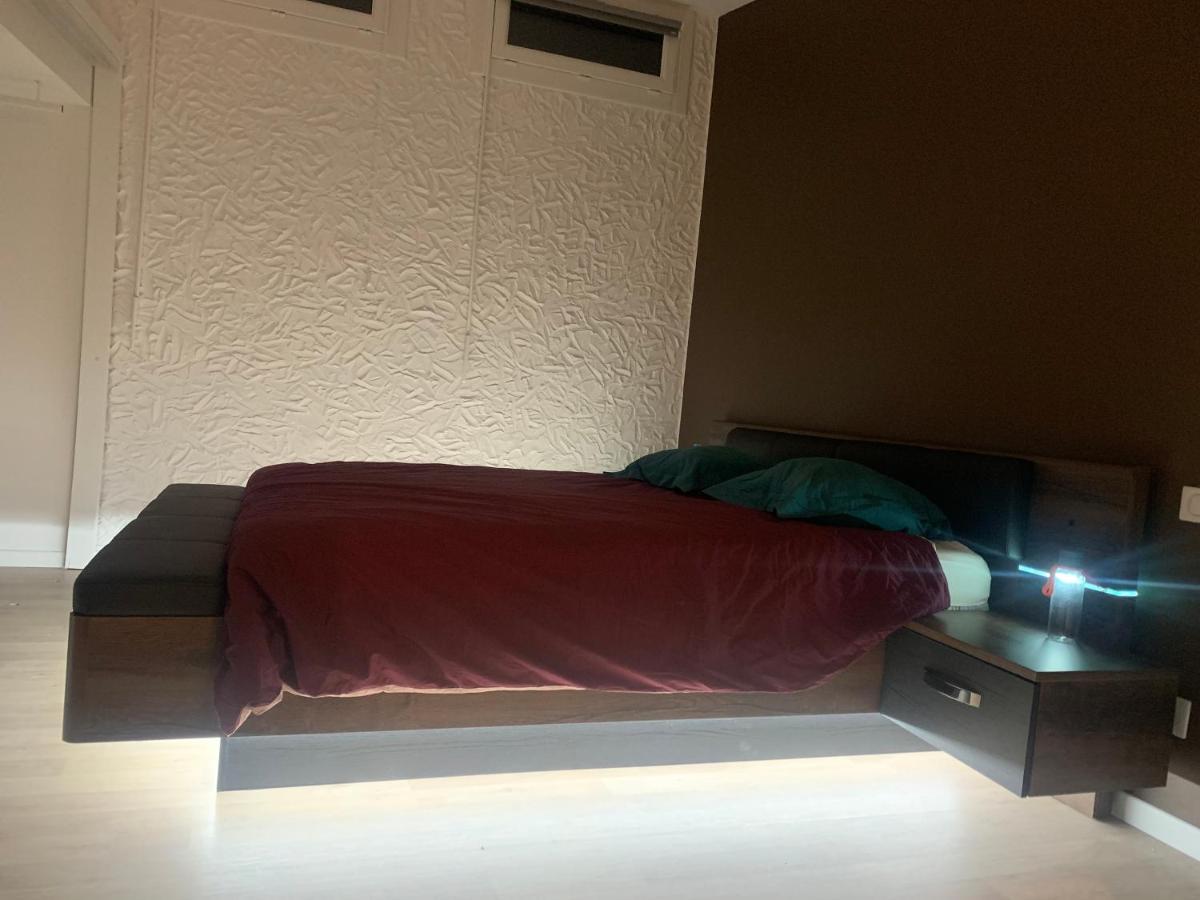 Appartement T4 140 M2 Spacieux Et Calme Pour 8 Personnes 뤼생소베르 외부 사진